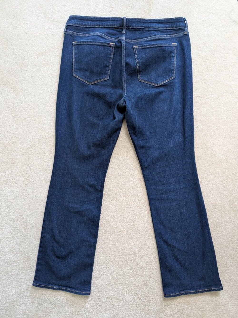 Old Navy Wow Boot-Cut Jeans Dark Wash Mid-Rise Size 14 Short 14S 28" Inseam - Picture 2 of 6